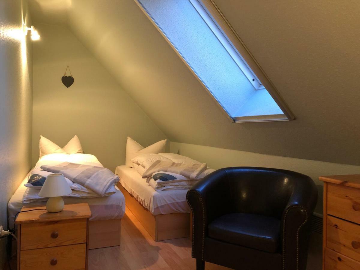 Ferienhaus Mit Sauna ซิงสท์ ภายนอก รูปภาพ